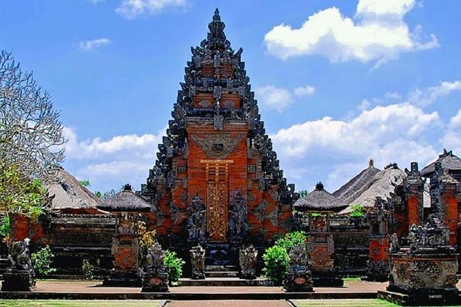 Best of Ubud Private Day Tour with All Inclusive - Sacred Monkey Forest Sanctuary: temples, forest paths, and helpful guidance