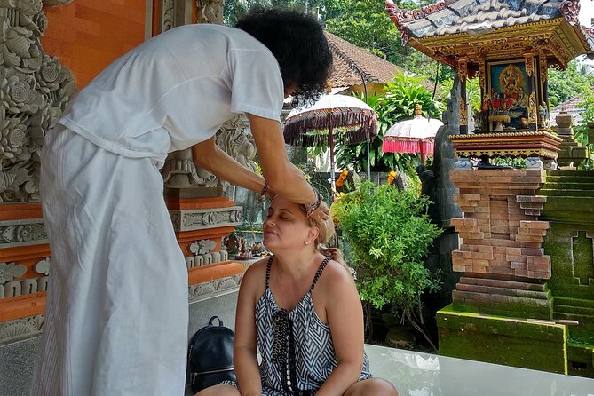 Discover Balinese fortune telling with convenient on-call service - Stop at Ubud: how to ask better questions during palmistry or counseling
