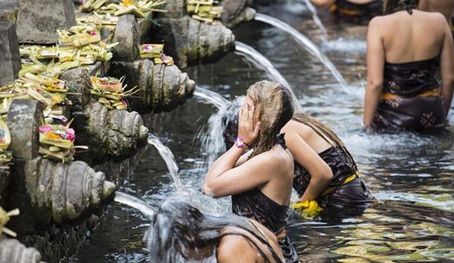 Discover Ubud: Tailored Private Tour with Top Highlight - Tirta Empul: sacred cleansing and a slower kind of travel
