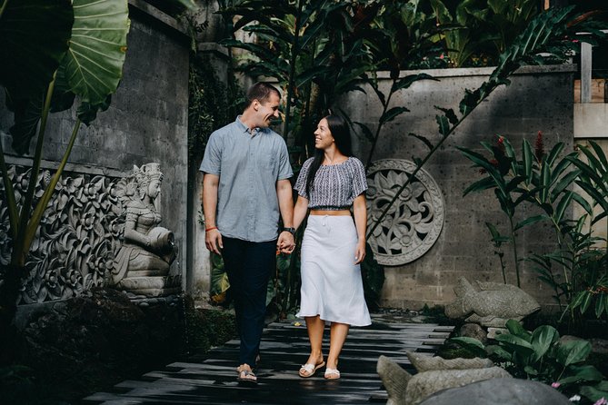 Do Photo Shoot at Your Hotel & Resort in UBUD - Pick Your Style: Candid, Funny, or Romantic Shots