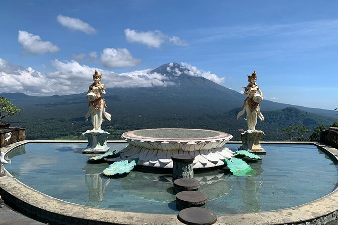 East Bali Lempuyang Temple Tirta Gangga and Waterfall Tour - What can trip you up: queues, heat, and a no-lunch reality