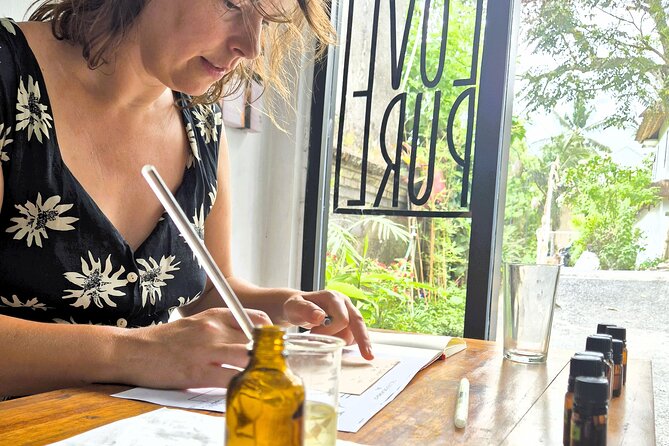 Essence Alchemy Workshop: create self-love blends in Ubud - Your first stop: LOVE PURE in Petulu (and why the meeting place matters)