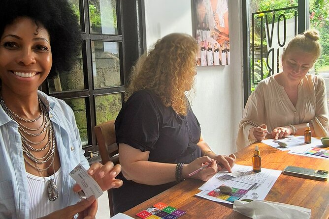 Essence Alchemy Workshop: create self-love blends in Ubud - Your first stop: LOVE PURE in Petulu (and why the meeting place matters)