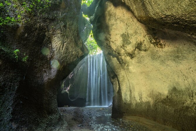 Explore East Bali: Full-Day The Most Charming Spots - All Inclusive Tickets - Stop 2: Tirta Gangga Water Garden—Royal Statues and Easy-Going Time