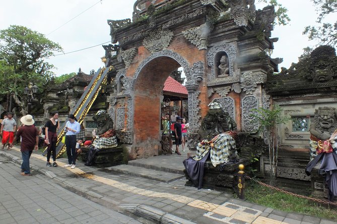 Famous Ubud villlage and Dance Tour with Rice Terrace And Waterfall Visit - Tegalalang Rice Terrace: The Coconut-River View