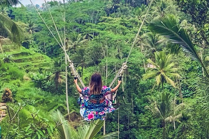 Fantastic Ubud Tour with Jungle Swing - The temple focus you shouldn’t skip: sarong-covered visits at Tirta Empul