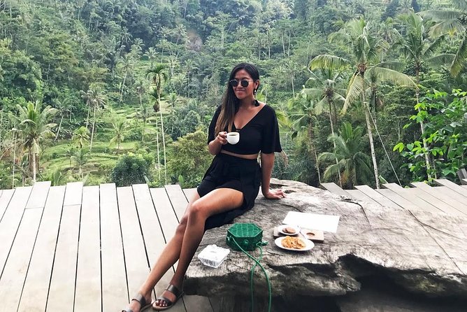Fantastic Ubud Tour with Jungle Swing - Stop 2: Tegenungan Waterfall, a crowd favorite for a reason