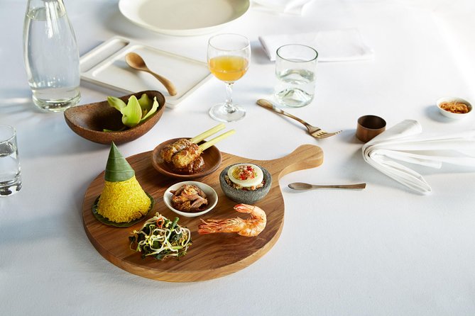 Forest Dining at Tree Deck overlooking lush valley of Ubud - Your menu: 6 courses, and the choice that actually matters
