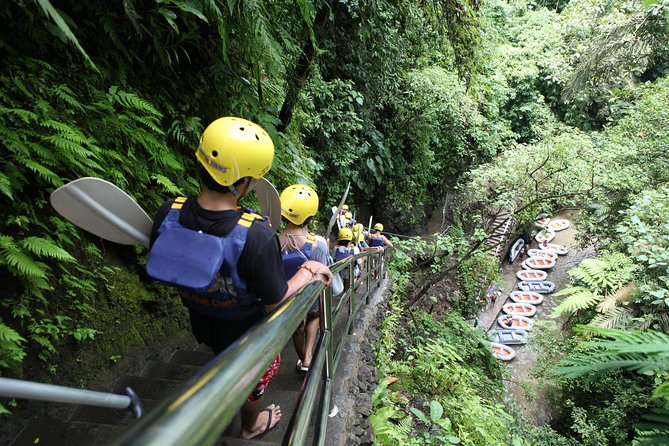 Full-Day Ayung River White Water Rafting and Ubud Tour - Lunch buffet: the break that keeps the day from falling apart