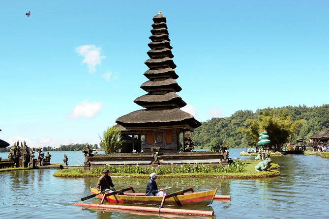 Full Day Bali North West Tour - Waterfall and Scenic Site - Stop 4: Ulun Danu Bratan Temple by the water