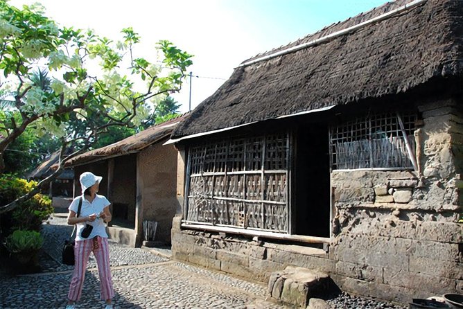 Full-Day in Bali: Amazing Ubud Tour - Stop 1: Puseh Batuan Temple and the 1000-Year-Old Carvings