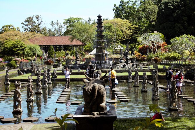 Full-Day Private Tour in Gate of Heaven and East Bali - Ujung Water Palace (Lahangan Sweet): fish ponds and old buildings