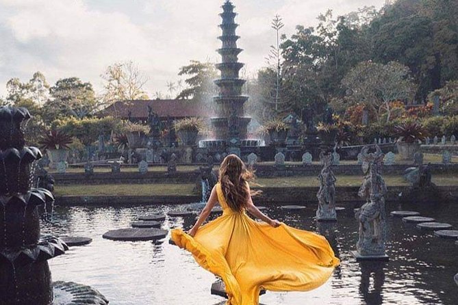 Gate of Heaven and Tukad Cepung Waterfall - Lempuyang Temple and the Gate of Heaven Photo Setup