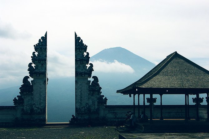 Gates to Heaven - Lempuyang Tour - Tirta Gangga: royal water palace energy without the pressure of a cave