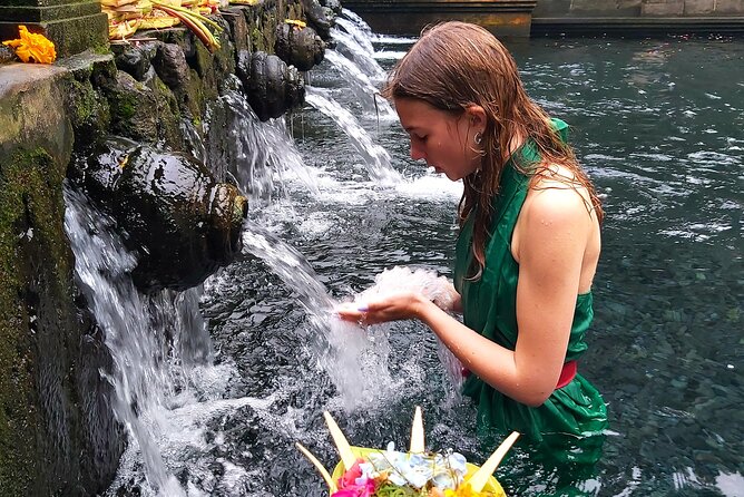 Half Day Ubud Tour - Private Guided Tour - Tirta Empul Temple: water blessing ritual, sarong rules, and respectful visits
