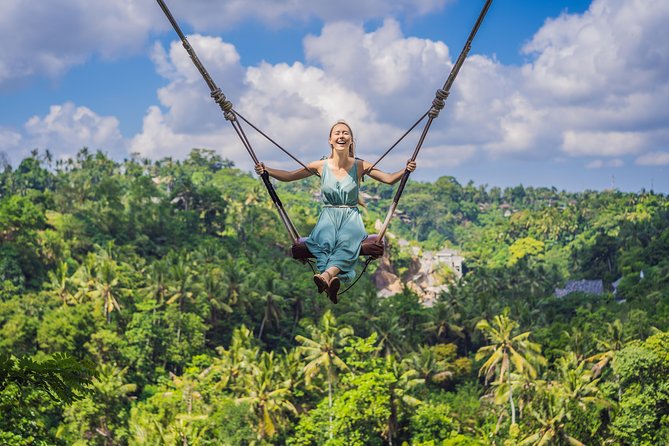 Highlights of Ubud & Mount Batur Volcano - Private Day Trip - Ubud Traditional Art Market and Ubud Palace: culture with bargaining math