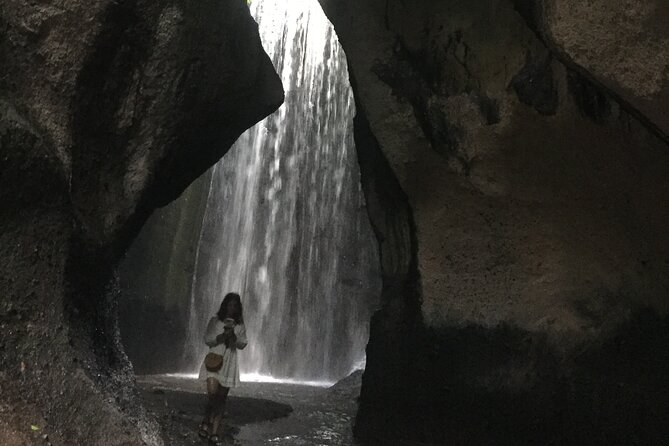 Instagram Tour Popular Spot in Bali - Private & All-inclusive - Night Market Walk and Legian Street Nightlife: People-Watching With a Purpose