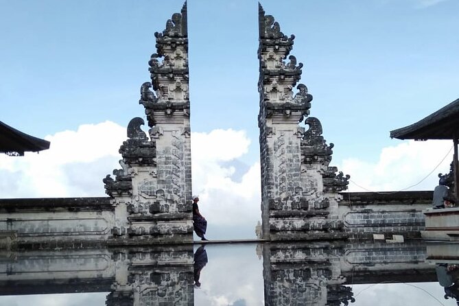 Instagram Tour Popular Spot in Bali - Private & All-inclusive - Lempuyang Temple Gate of Heaven: The Split Gate Photo Moment