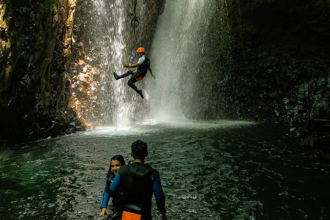 Intermediate canyoning tour in Bali " Maboya Canyon " - Light Breakfast, Gear Tech, and the Safety Brief You’ll Actually Use