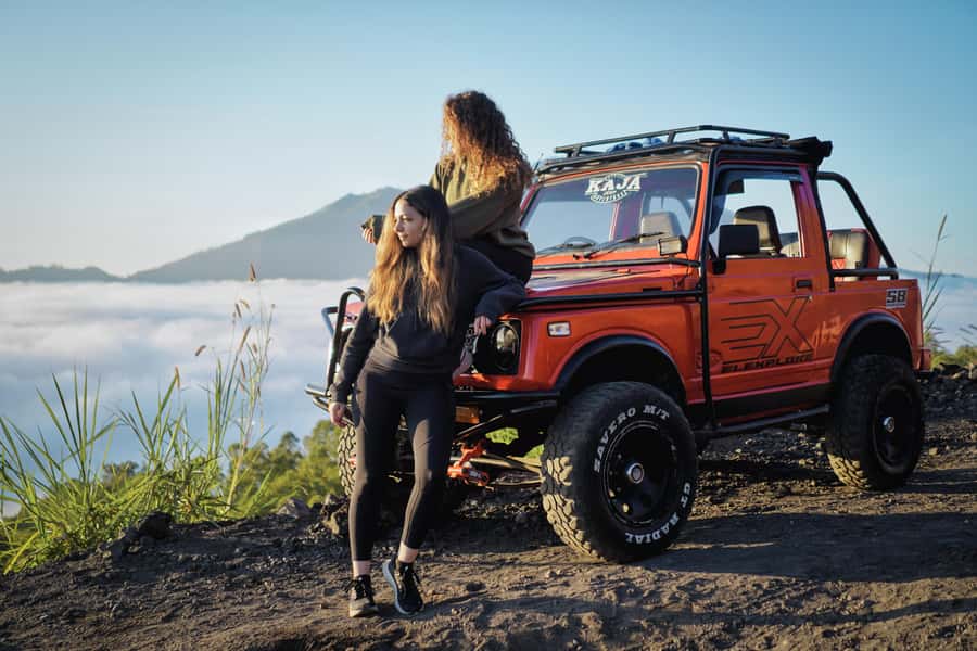 Jeep sunrise mount batur&black lava - Meeting at Batur Natural Hot Spring, then getting moving