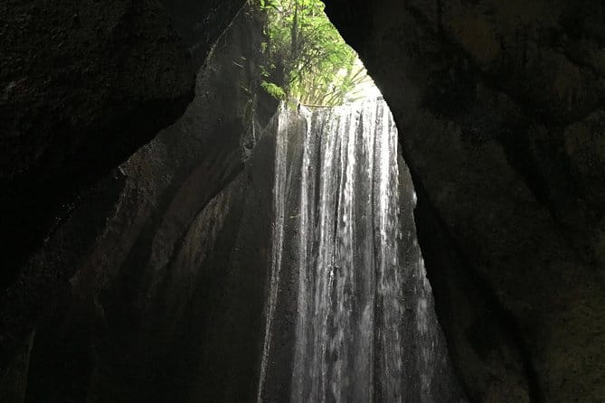 Lempuyang Gate of Heaven and Tukad Cepung Waterfall - Stop 1: Tukad Cepung Waterfall (and the moderate workout part)