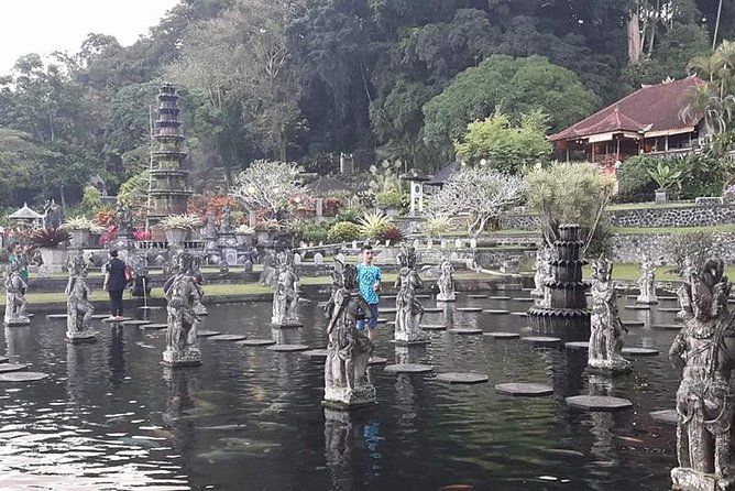 Lempuyang Tour : Heaven gate, Tirta Gangga, Goa Raja waterfall - Abang rice terraces: where the day gets scenic (and steadier)