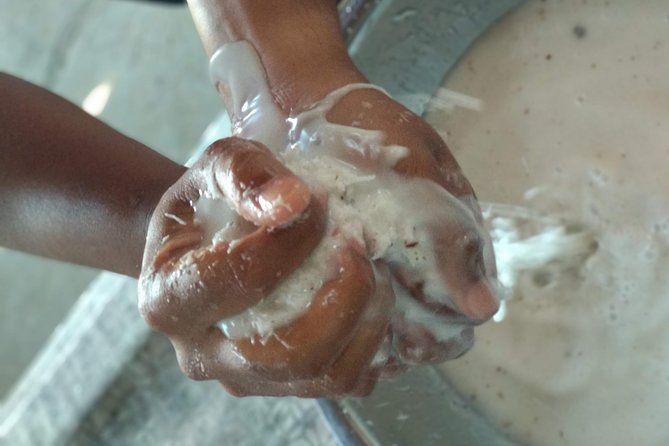 Make Traditional Bali Coconut Oil with a Balinese Family - Village time in Taro: herbal tea, local homes, and small moments