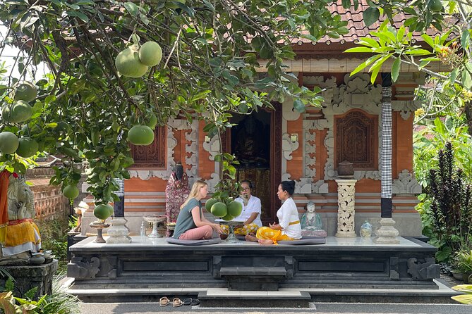 Meditate with a Shaman - Mengening Temple water purification: stillness, rules, and what you actually do