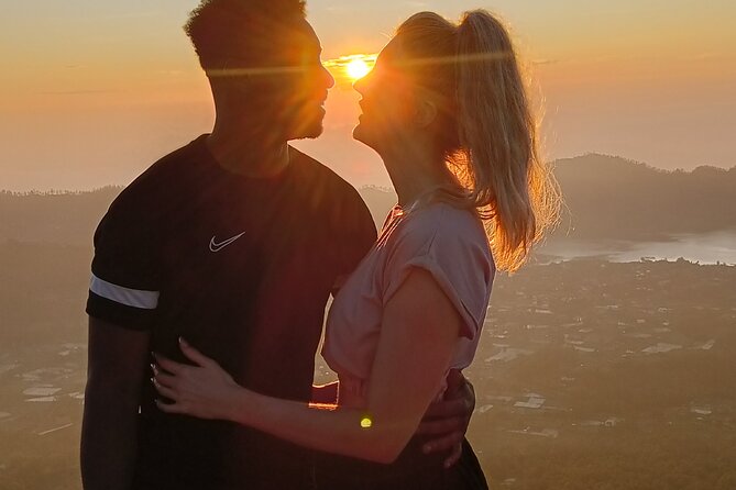 Mount Batur Jeep and hot spring - The early morning magic: warm drinks and a sunrise you can actually enjoy