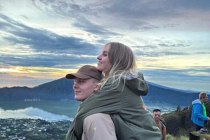 Mount Batur Sunrise Hike, Breakfast & Hot Spring - Descending the mountain: steep footing and how to stay steady