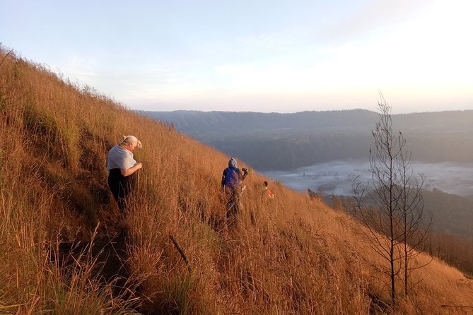 Mount Batur Sunrise Trekking Guide - Breakfast and Hot Tea: Fueling the Cold-Morning Climb