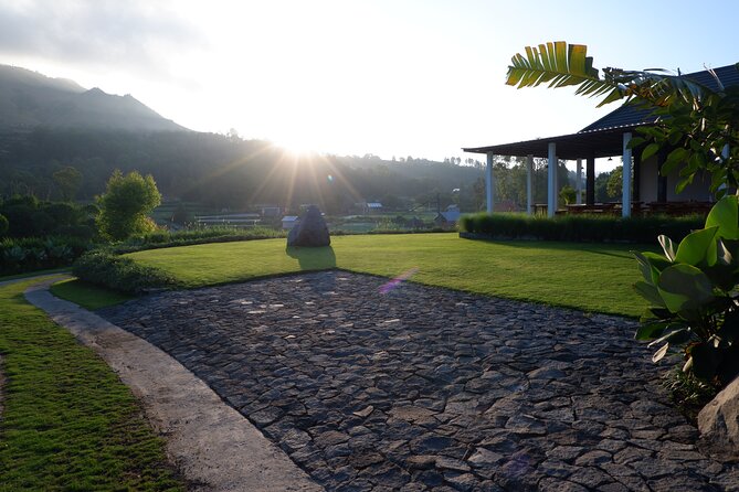Mount Batur Sunrise Trekking Guide - Mount Batur Summit Push: Pace, Footwear, and What to Expect