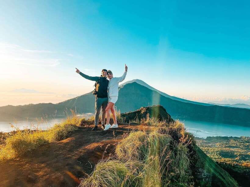 Mount Batur Sunset Trekking And Natural Hot Spring Tour - The 4 p.m. ascent: rhythm, breaks, and guide support