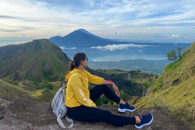 Mount Batur Trekking & Hot Spring - From Batur Bamboo Cabin to the Summit: Hiking in Flashlight