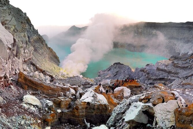 Mount Ijen Crater Tour From Ubud Bali - Java crossing and the handoff: expect a multi-driver setup