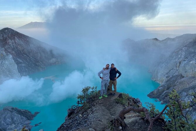Mount Ijen Crater Tour From Ubud Bali - Blue fire and sunrise: how the main event actually plays out