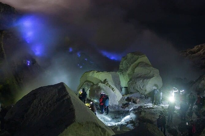Mount Ijen Volcanic Crater Overnight Trip from Bali - What to pack so the hike feels manageable
