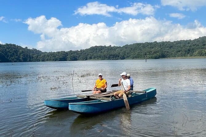 Munduk Twin Lake Jungle Hike, Ulun Danu Temple, & Waterfall - Munduk’s quiet trail: why this day feels different