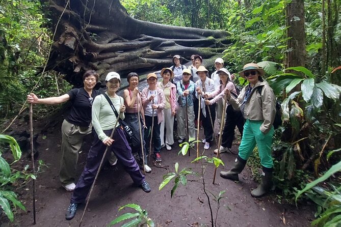 Munduk Twin Lake Jungle Trek with Sacred Forest Temples&Canoeing - Lake Tamblingan canoe ride: calm water and the payoff moment