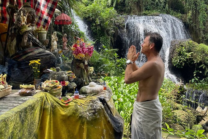 natural holy waterfalls healing tour. - How melukat works at Beji Griya (and why it’s more than a photo stop)