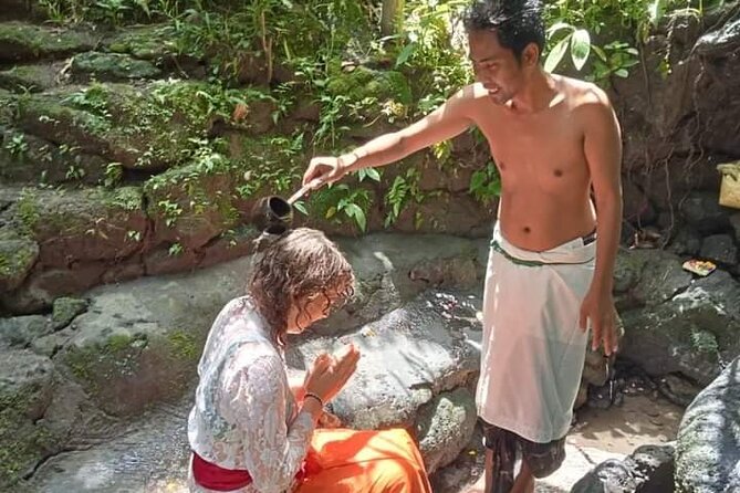 natural holy waterfalls healing tour. - Stop 2: Uma Pakel Agro Tourism for herbal tea and a breather
