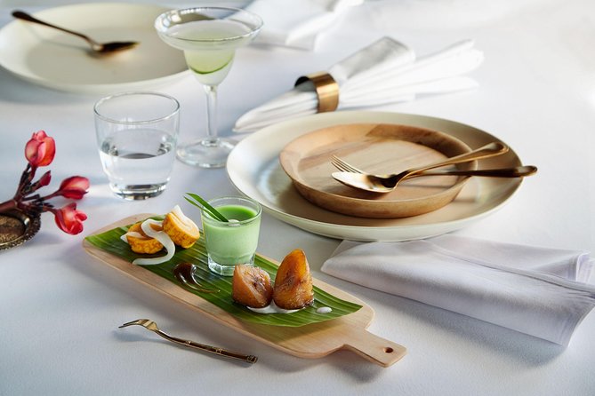 Private 6-Course Romantic Candlelight Dinner Overlooking Ubud Valley - The 6:45pm dove release and Balinese sparkling wine start