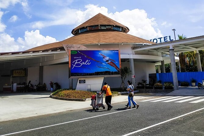 Private Arrival Transfer: Bali Airport to Sanur and Ubud Hotel - On the Road With the Driver: General Bali Info, Not a Lecture