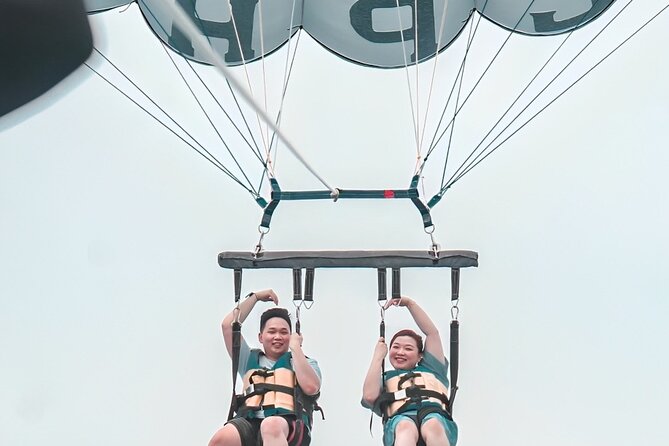 Private Bali Romantic Couple Tour with Parasailing Adventure - A romantic route from Ubud to south Bali, minus the self-drive stress