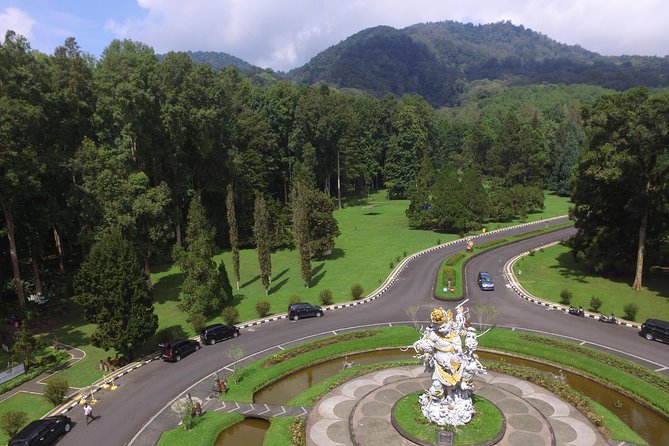 Private Bali Tour: Best of Bedugul and Tanah Lot Temple - The guides and how flexible this tour can be