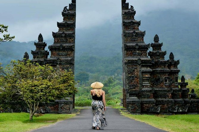 Private Bali Tour: The Most Scenic Places - Lunch Over the Terraces and the Pace of an 8–10 Hour Day