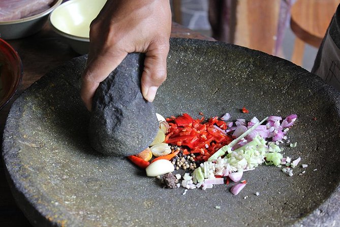 PRIVATE Balinese Cooking Class in Ubud with Dewa with Transfers - From Pastes to Plates: How the Meal Showcases Balinese Flavor