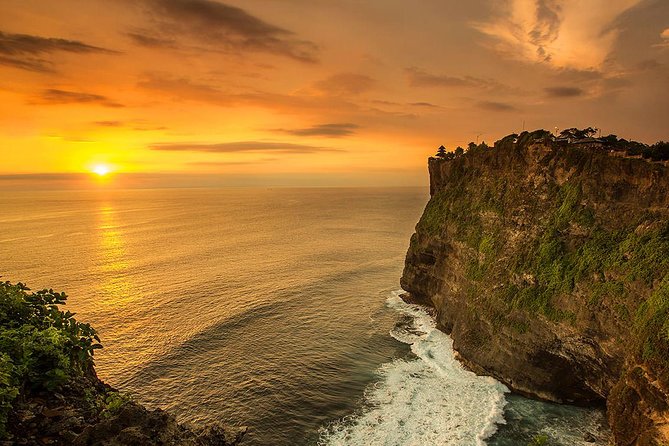 Private Car Charter - Explore Best of Bali - Mount Kawi Tampaksiring: ten candi in a rice-valley setting
