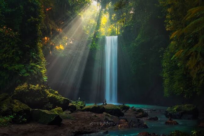 Private Day Tour To Waterfalls And Ubud Sightseeing - Celuk Village: a short stop that adds texture