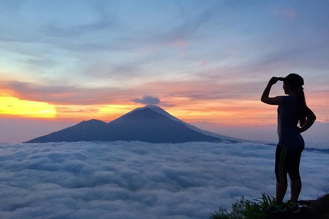 Private Tour : Mount Batur Sunrise Trekking and Rice Terrace with All Inclusive - Coffee plantation tasting: a calmer pause before the rice terraces